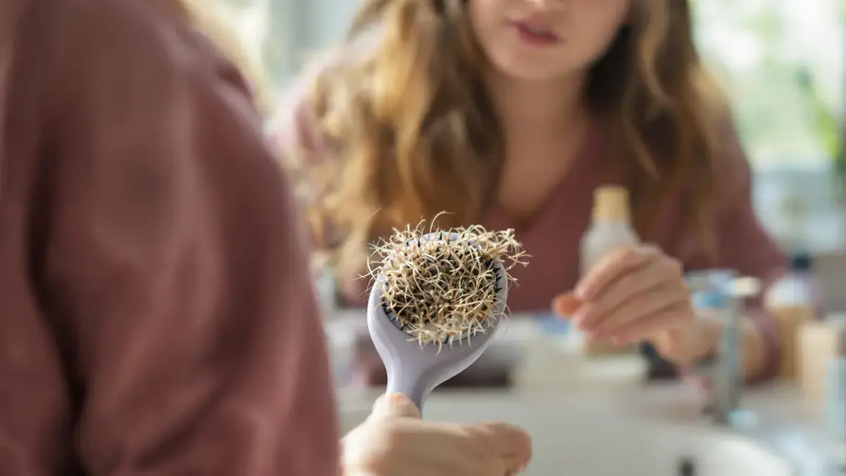 In 2026 kan een veelvoorkomende nalatigheid bij kappers uw haarroutine op zijn kop zetten